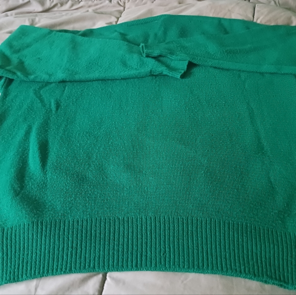 Irish Sweater - Picture 3 of 7
